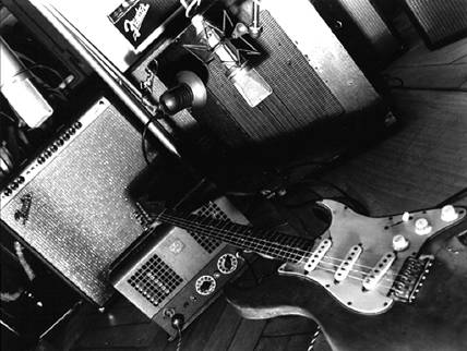 Fender Guitar & Amps